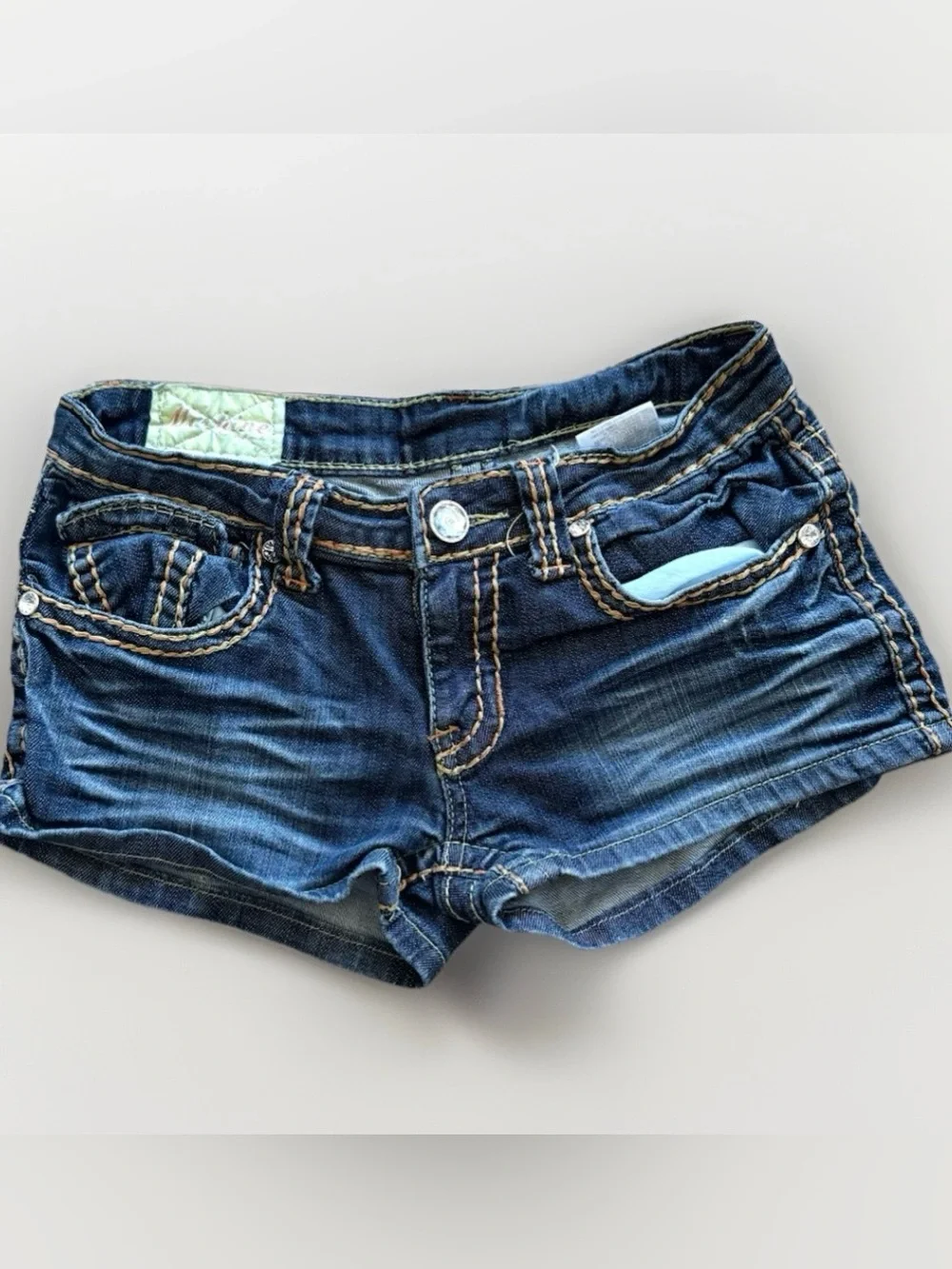 Machine Shorts Low Rise Regular Fit Blue Distressed Women’s Size 26 Y2K - Picture 1 of 4